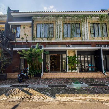 Casa Ts 16 Hotell Malang Eksteriør bilde