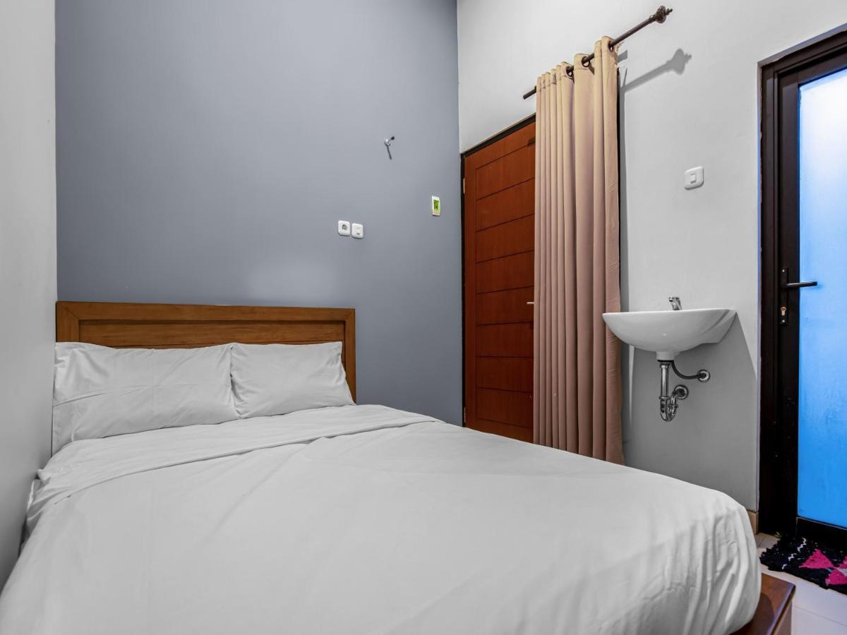 Casa Ts 16 Hotell Malang Eksteriør bilde