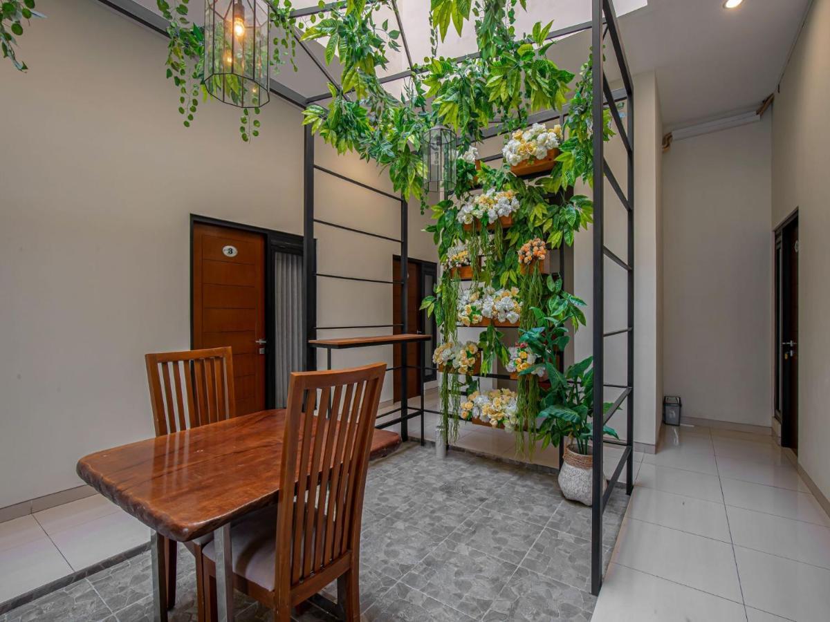 Casa Ts 16 Hotell Malang Eksteriør bilde
